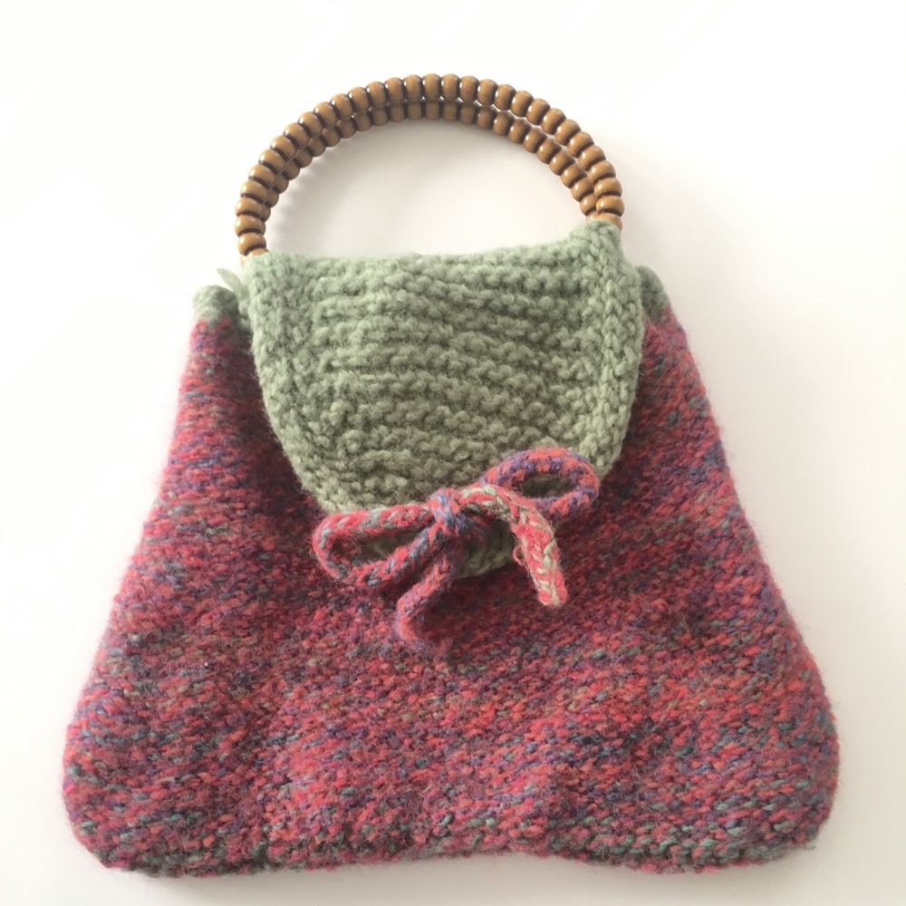 Crochet Clutch Purse with Beaded Handle